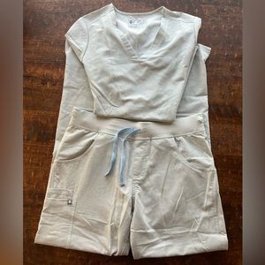 Figs Space Grey Medium Scrub Set